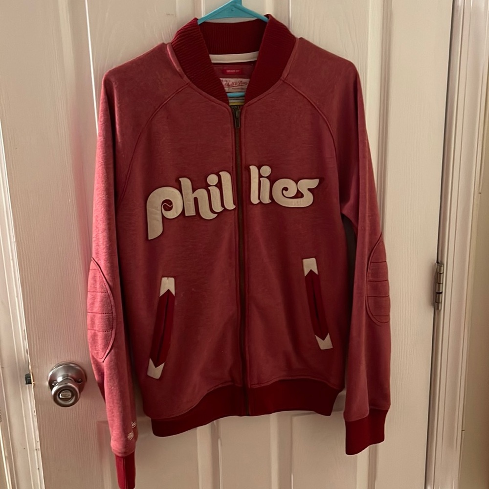 Authentic Phillies gender neutral tailor fit jacket